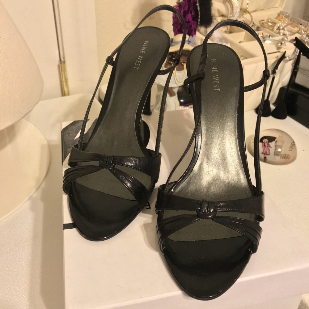 Nine West heels. Gently worn. Size 10.